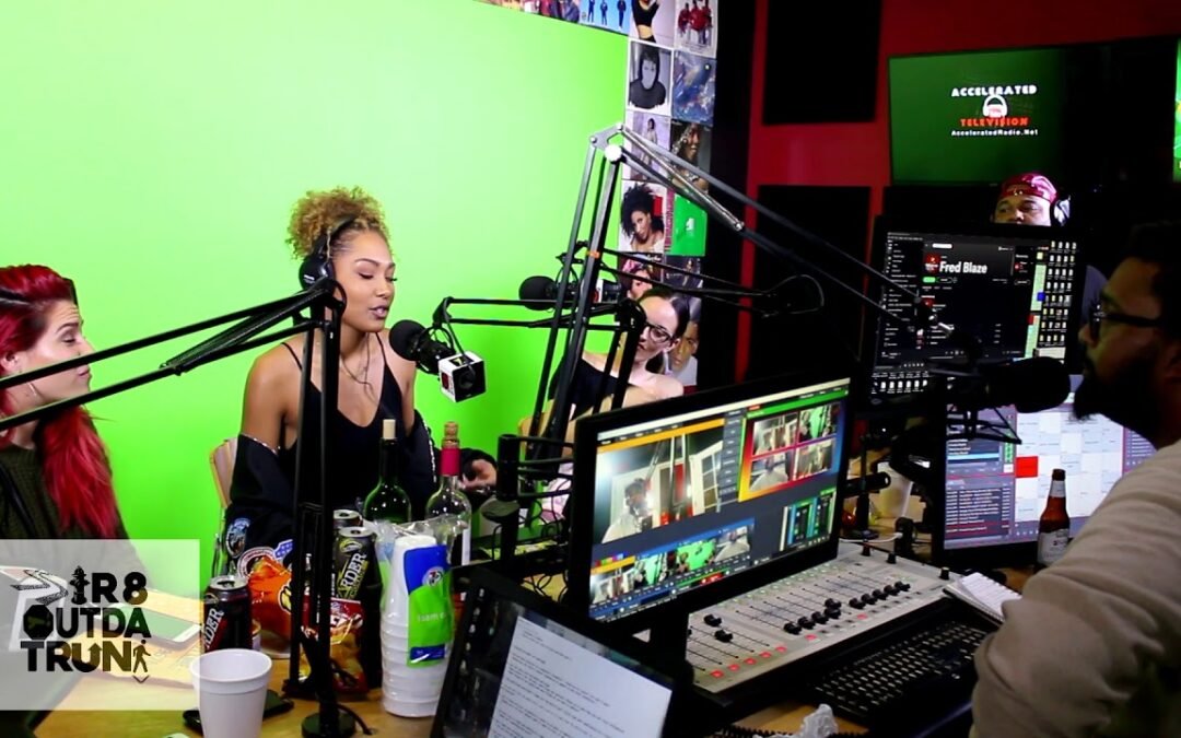 PARKER MCKENNA TALKS, CHRIS SAILS, YMI JEANS,  MY WIFE & KIDS, AND HER HONEYDIP BATHING SUIT LINE.